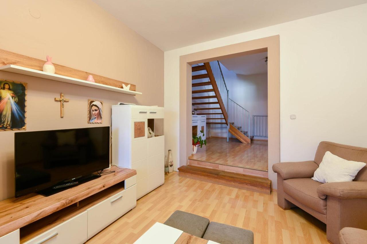 אורביץ Apartments Karla מראה חיצוני תמונה